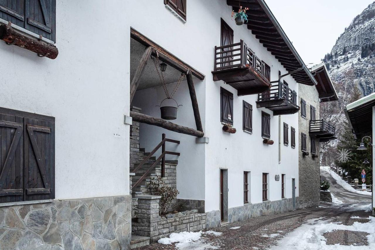 Hintown La Villette Courmayuer Courmayeur Exterior photo